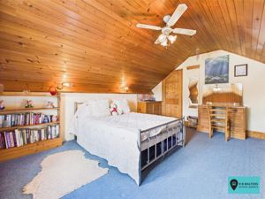 Bedroom- click for photo gallery